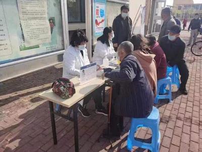 聚焦作風提優年 東營市墾利區東安社區開展義診進社區活動